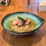 麺創房LEO - ・昆布水のつけそば 1,380円/税込
(名古屋コーチン 半玉付き)