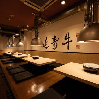 フレンドリーなスタッフがお出迎え！気兼ねなく入れる焼肉店