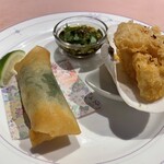 中国料理 旬輝 - マコモダケとミル貝の天ぷらとズワイガニの春巻き