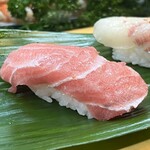 亀庄寿司 - 本鮪中トロ