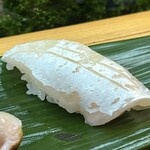 亀庄寿司 - 真鯛腹身