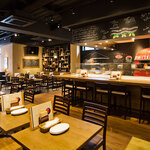 SALVATORE CUOMO & BAR - 