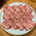 炭火焼肉ホルモンさわいし - 樺澤商店 特選タン