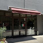 トラットリア ルッソ - 外観