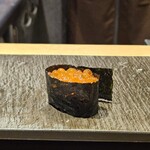 秋葉原 鮨 上村 - いくら軍艦