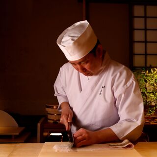 ミシュラン星獲得経験のある料理長の技法を駆使した京懐石を