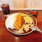 カレースタジオ　宮の前 - チーズカツカレー（大盛）