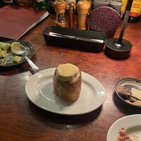 カルネジーオ イースト - 