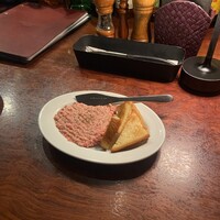カルネジーオ イースト - 
