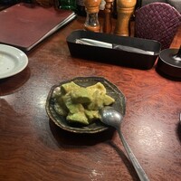 カルネジーオ イースト - 