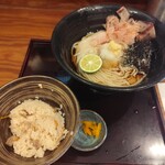あげたち 匠の細麺 つるとんたん 大国町店 - 