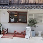 B-yond - 店舗  外観