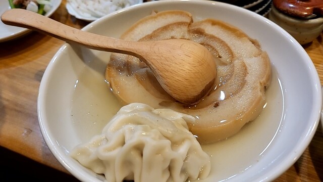 Oden to Sakana Chikuwa - Shiseikan Shogakko Mae/Oden | Tabelog