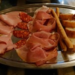 マッシモッタヴィオ - 生ハムサラミ盛