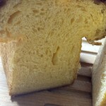 ラトリエ ドゥ ノノ - ブリオッシュ　断面