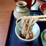 つゆも徳利で提供です。