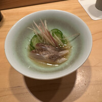 鮨麻布 - 夏らしい取り合わせの酢の物でサッパリとスタート｡