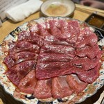 関本恭平 - タレ物(ヤザワミート) ：カメノコ、マルカワ、リブロース、マルカワ、トモサンカク