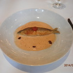 シェ・イノ - 鮎とオマール海老のソース。