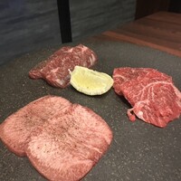 USHIMITSU NISHIAZABU - 