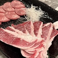 川崎名物 炭火焼肉 食道園 - 