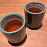 すすきの焼肉きらく - お茶