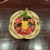 新ばし 笹田 - ニタリ鯨のユッケ