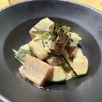 おき野 - マグロとアボカドのわさびあえ