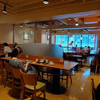 カフェ・ベローチェ_2