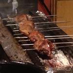 焼鳥 今井 - フランス産の鳩を焼いています