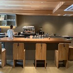 パティスリー オー フィル ドゥ ジュール - 内観