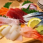 や台ずし - 刺身7点 1.5倍 2,419円