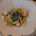 あざみ野うかい亭 - レモン風味ですが濃厚ソース　アスパラが美味しい