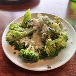 表参道バル エルヴエロ - アンチョビブロッコリー