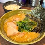 函館家系ラーメン 家路 - 