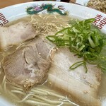 一楽ラーメン - 大盛りラーメン！
