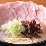 麺や 達也 - しょうゆ又はしお豚骨ラーメン