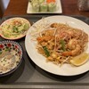 本格タイ料理バル プアン 三軒茶屋