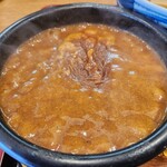 ラーメン猪太 - 煮えたぎるスープ