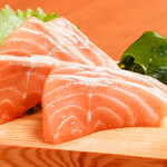 山海居食屋 和歌 - アトランティックサーモン刺身
