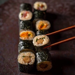 現代的遊び心を取りれ入た『酒肴細巻き』