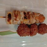 蒲田鳥久 - 焼鳥２種。