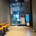 kubelto - This restaurant is located on the first floor of "MEINOHAMA STEPS" in Meinohama.
                      
                      Here, you can enjoy wood-fired dishes and craft beer made with local ingredients from Meinohama and Itoshima.