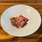 小さな料理店 森乃くじら荘 - ビーツのパステル