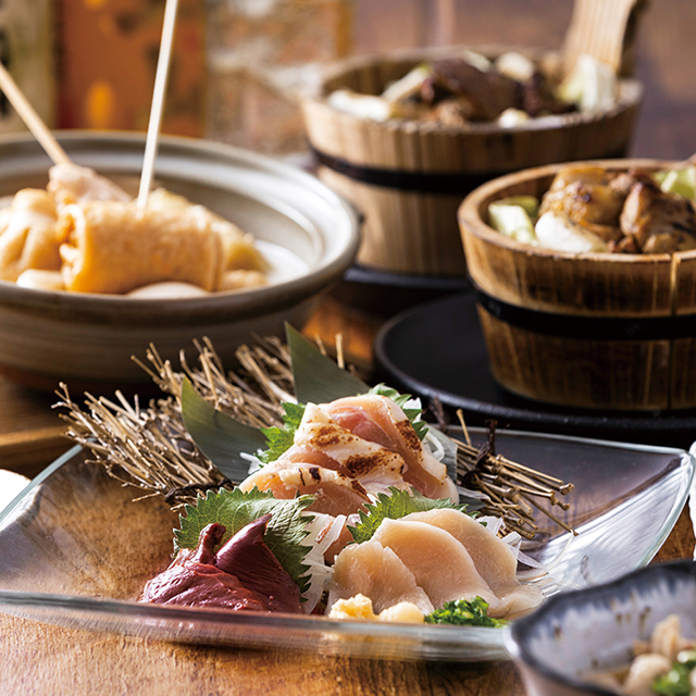 炭火焼 鶏料理と鶏だしおでん て鶏あし鶏 盛岡大通店 - 盛岡（居酒屋）の写真