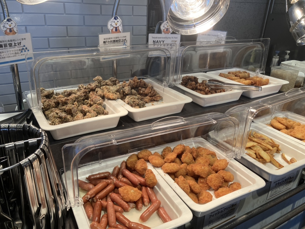 写真 : 横須賀海軍カレー本舗 ベイサイドキッチン - 汐入/カレー