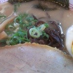 ぎょらん亭 - 豚骨プレミアム600円（拡大）