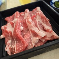 江戸前肉割烹 宮下 - お肉は豚肉だけど、これ、五枚もあり、かなりボリュームあり