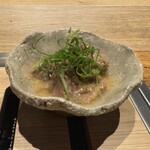 305162050 - 