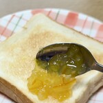 花の実 - 料理写真:瀬戸内ネーブルオレンジジャム   バンにかけて